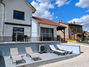 Budova, kde se prázdninový dům nachází