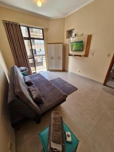 Kuchyň nebo kuchyňský kout v ubytování APARTAMENTO NOVO NO CENTRO DE CAXAMBU mg