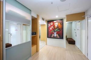 TV a/nebo společenská místnost v ubytování Empire Suites Subang by Aplus