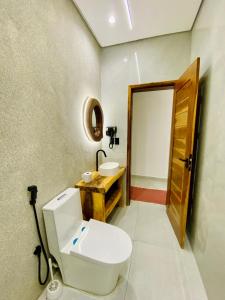 Koupelna v ubytování Resort WBF + 10 fotografií