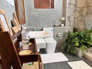 Ένα μπάνιο στο Kandy Opulent Home Stay