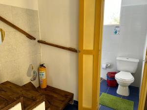 Ένα μπάνιο στο EcoLodge High Hill