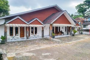 Photo de la galerie de l'établissement Urbanview Hotel Villa 36 Sukabumi, à Selabintana