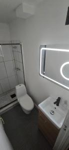 Ένα μπάνιο στο Sunset Forever