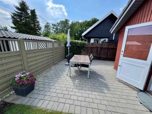 Galeriebild der Unterkunft Cozy Cottage With A View Of Kerteminde Fjord in Munkebo