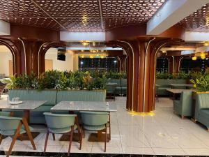 Εστιατόριο ή άλλο μέρος για φαγητό στο Sanskruti Grand Executive