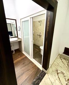 Ένα μπάνιο στο Sandhika Retreat +34 φωτογραφίες