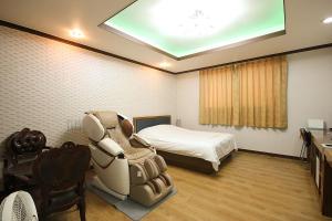 Imagen de la galería de 모던 비즈니스호텔, en Samgong-ni