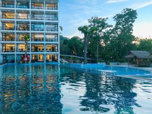 Bazén v ubytování Fullman Hotel nebo v jeho okolí