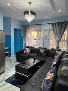 Χώρος καθιστικού στο Twin Pines Masvingo