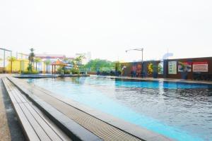 Bazén v ubytování 3BR The BCC Residence 1012 City View nebo v jeho okolí