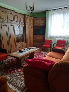 Χώρος καθιστικού στο ,,Vruć Vetar,,