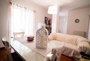 A seating area at B&B Home Sweet Home Rosolini