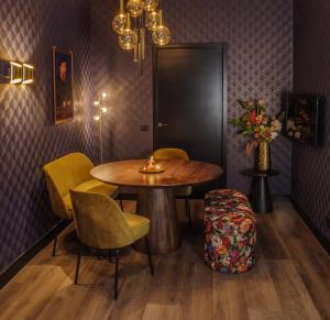 Χώρος καθιστικού στο De Nassau - In de winkelstraat