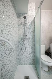 O baie la Le Coq Saint-Roch - Parking - AC - WiFi +29 fotografii