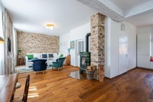 Χώρος καθιστικού στο Chalupa Bobrůvka