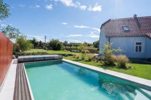 Πισίνα στο ή κοντά στο Chalupa Bobrůvka