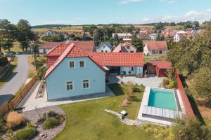 Πισίνα στο ή κοντά στο Chalupa Bobrůvka