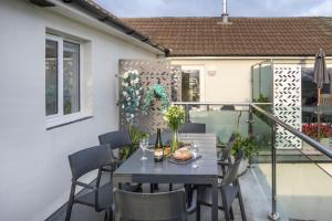 Balkón nebo terasa v ubytování Sunset View - Sea View - Pet Friendly - Free WiFi - Free Parking