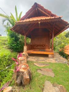 En have udenfor Pengaringan Cottage Cotol