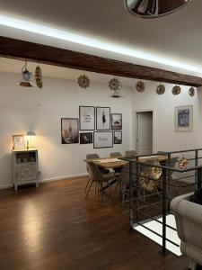 Posezení v ubytování Pašić Apartman + 31 fotografií