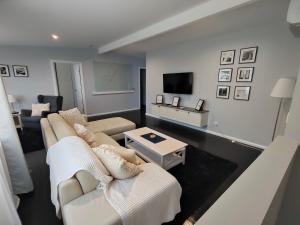 Φωτογραφία από το άλμπουμ του Carefree comfort home σε Deception Bay