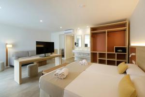 Photo de la galerie de l'établissement Cabot Cala Ferrera, à Cala d´Or