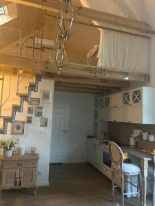 Photo de la galerie de l'établissement Domki nad jeziorami Niedźwiady, à Ślesin