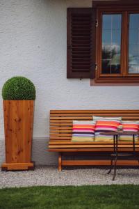 Gallery image of Hotel garni Reiffenstuel in Rottach-Egern