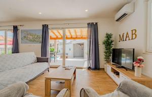 TV a/nebo společenská místnost v ubytování MAB Sweet Home By Villas Guide