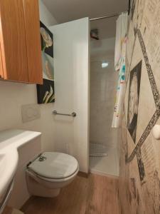 Phòng tắm tại Maemorare - Caratteristico Bilocale in Casetta Indipendente +15 ảnh