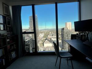 Γενική άποψη της πόλης Box Hill ή θέα της πόλης από  αυτό το διαμέρισμα