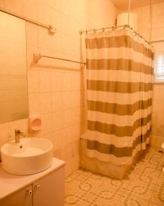 Koupelna v ubytování Nook & Nest