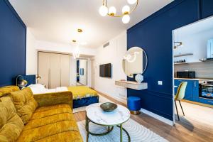 Η κουζίνα ή μικρή κουζίνα στο Skylight Studio Retreat - with Balcony