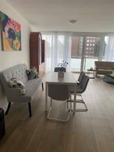 Posezení v ubytování Quartiercenter Wohnung 1