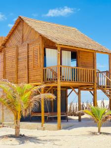 Budova, kde se the luxury tent nachází