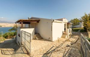 Příroda nedaleko apartmánu + 19 fotografií