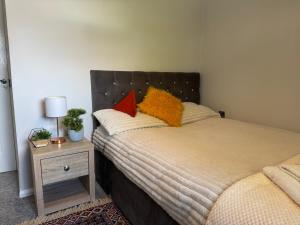 Ένα ή περισσότερα κρεβάτια σε δωμάτιο στο Cosy and quiet apartment