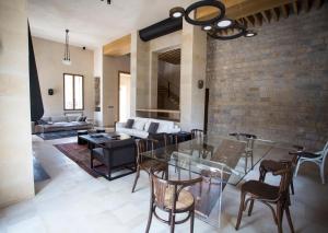 Χώρος καθιστικού στο The Silk Valley