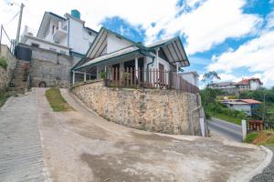 Το κτήριο όπου στεγάζεται  ο ξενώνας