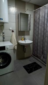 Koupelna v ubytování Dinjas place