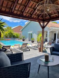 Bazén v ubytování Villa Maëva, A l'entrée du Diamant nebo v jeho okolí