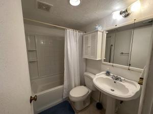 Gallery image of Diplomat 220-7 in Cocoa Beach