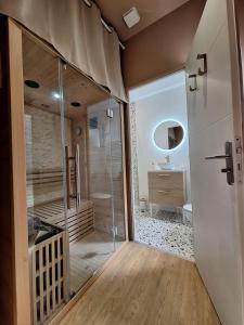 Ένα μπάνιο στο Le Spa by SCH