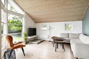 Et tv og/eller underholdning på Sanctuary By Lammefjorden With Unique View
