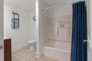 Koupelna v ubytování Hum Dinger + 15 fotografií