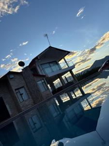 Budova, kde se prázdninový dům nachází