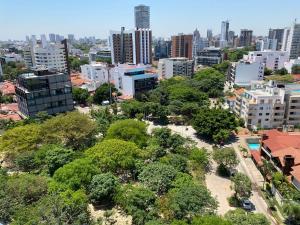 Γενική άποψη της πόλης Santa Cruz de la Sierra ή θέα της πόλης από  αυτό το διαμέρισμα