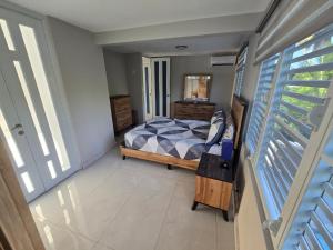 Postel nebo postele na pokoji v ubytování Casa Anastasia + 16 fotografií