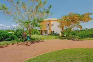 Κήπος έξω από το SA16 Excelente Casa 4 Suítes com Piscina - Sauípe